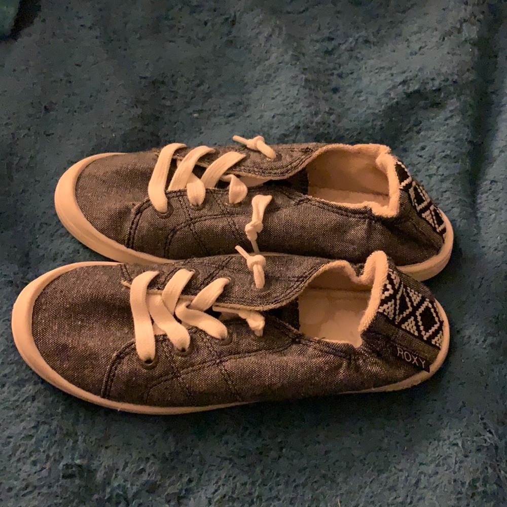Brand new Roxy shoes